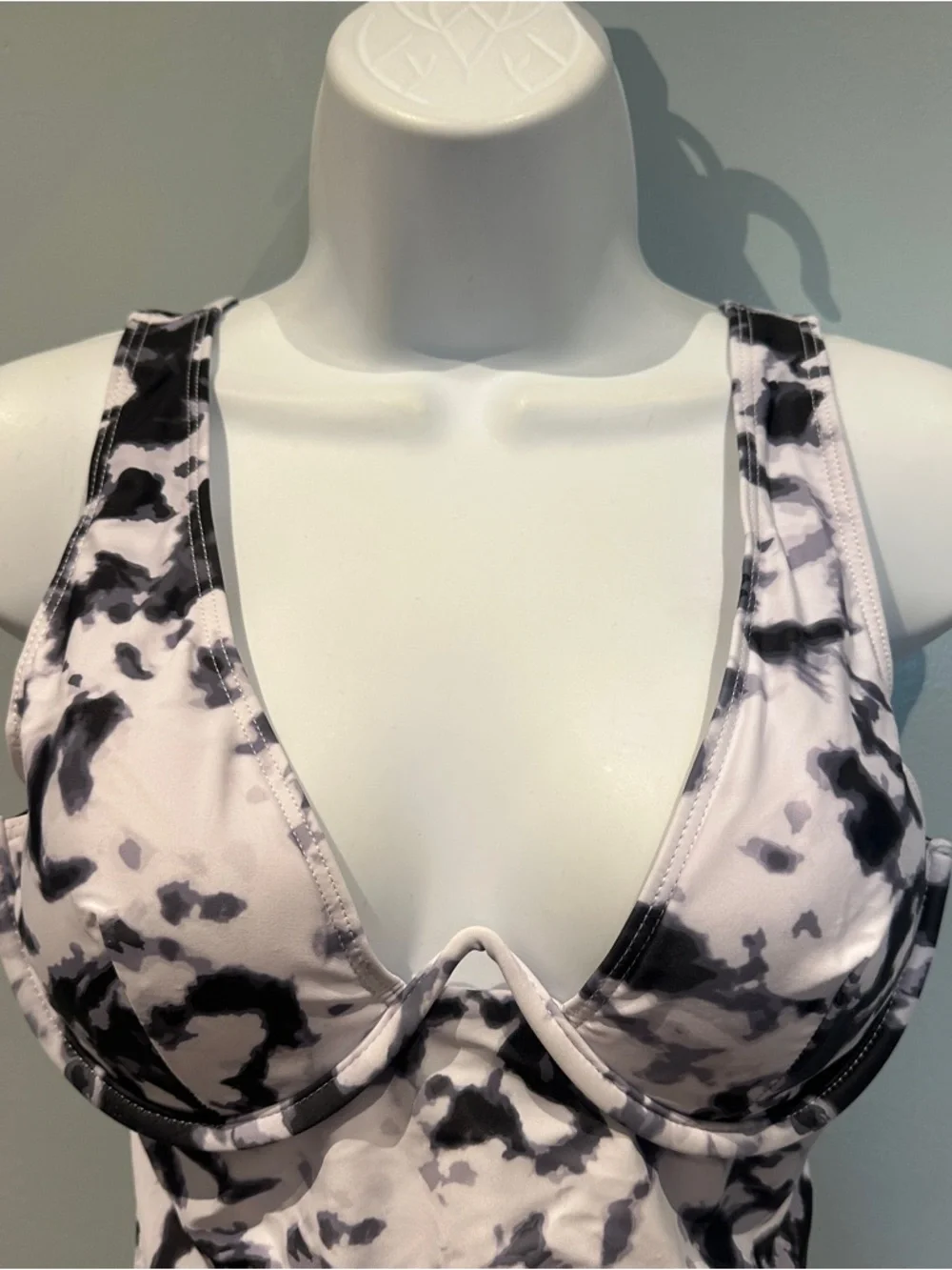Black & White Marble Print One-Piece Swimsuit Medium NWOT
